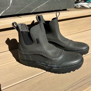 Vans MTE standard Chelsea boot brand new men’s 9